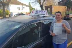 Violeta Pintilie – Instructor Auto Londra